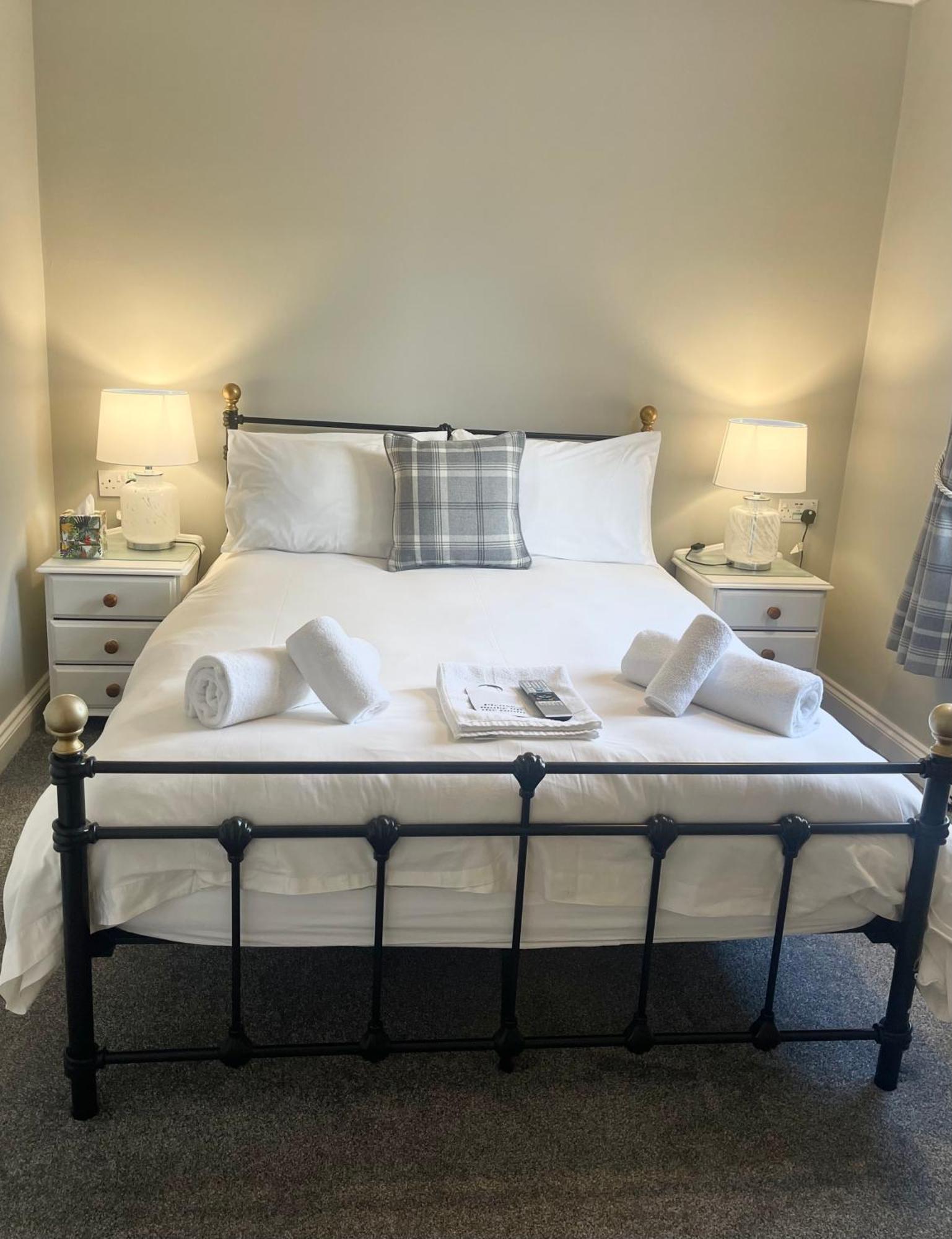 The Seacliffe - Whitby Hotel Buitenkant foto