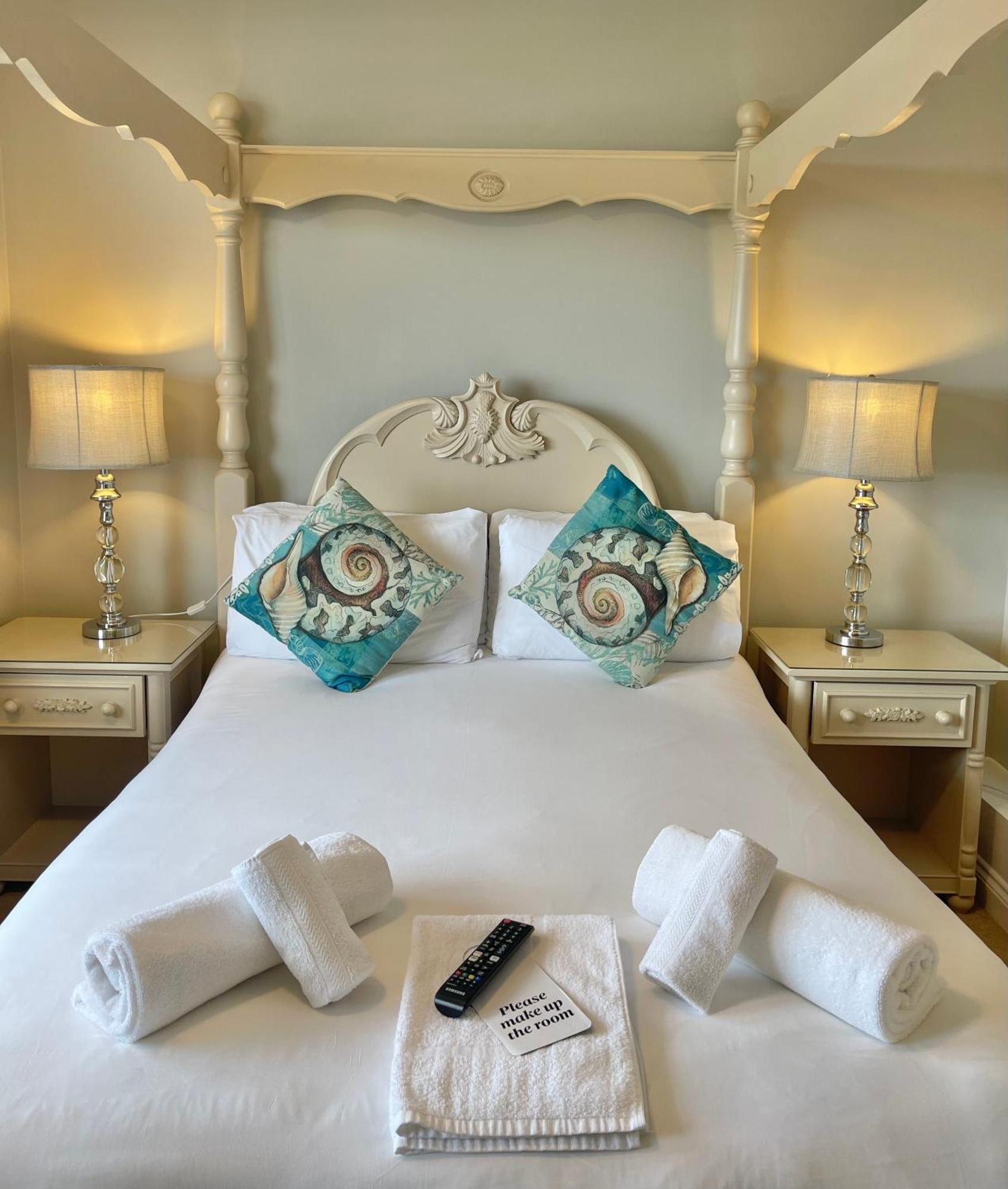 The Seacliffe - Whitby Hotel Buitenkant foto