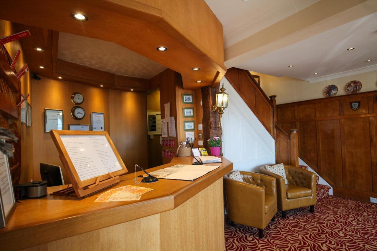 The Seacliffe - Whitby Hotel Buitenkant foto