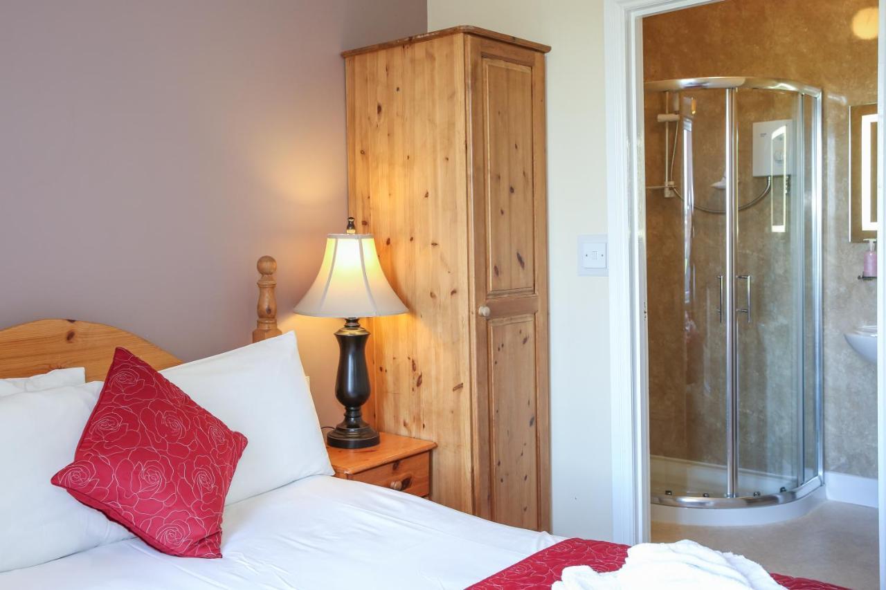 The Seacliffe - Whitby Hotel Buitenkant foto