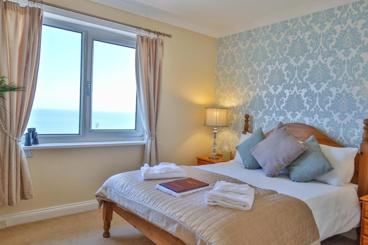 The Seacliffe - Whitby Hotel Buitenkant foto